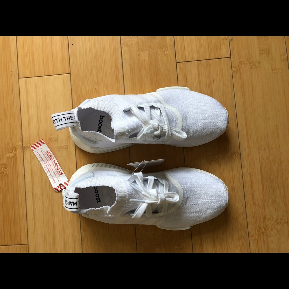 NMD_ R1 PK size 5 1/2 - Picture 4 of 6